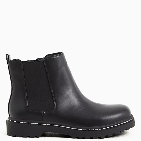 Torrid || 7.5 WW Black Faux Leather  Chelsea Lug Sole Bootie - Picture 4 of 11